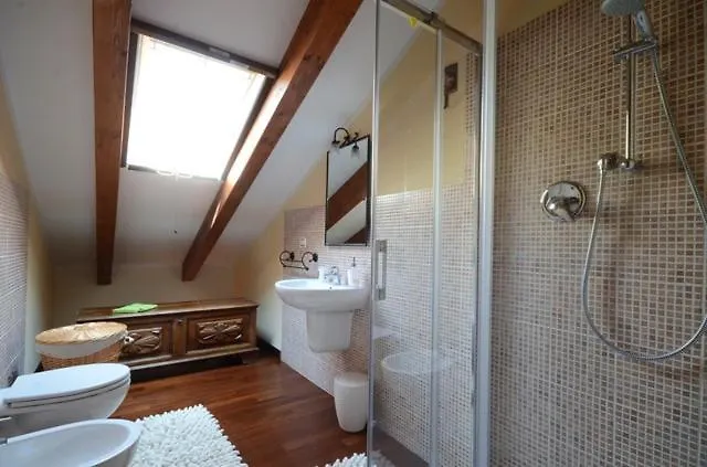 Bed and Breakfast Mirbea Cisano sul Neva Bed & Breakfast