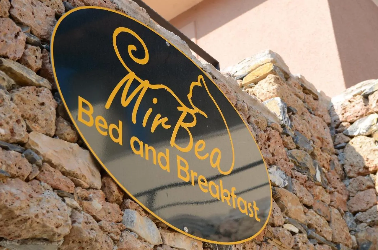 Mirbea Bed & Breakfast Cisano sul Neva