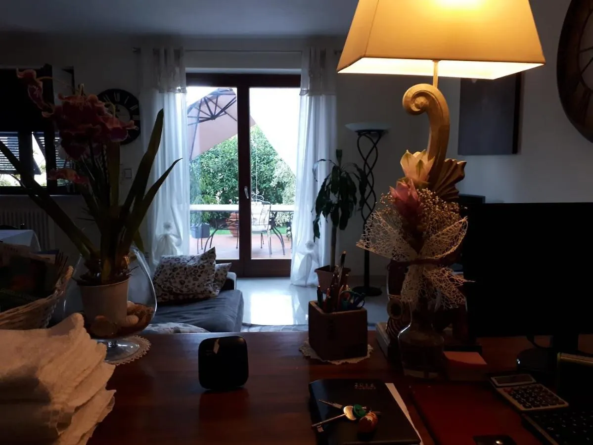 Mirbea Bed & Breakfast Cisano sul Neva